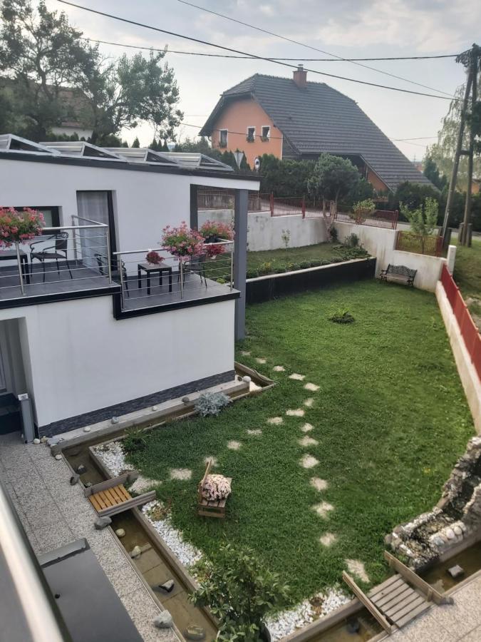 Panda Rooms Maribor Bagian luar foto