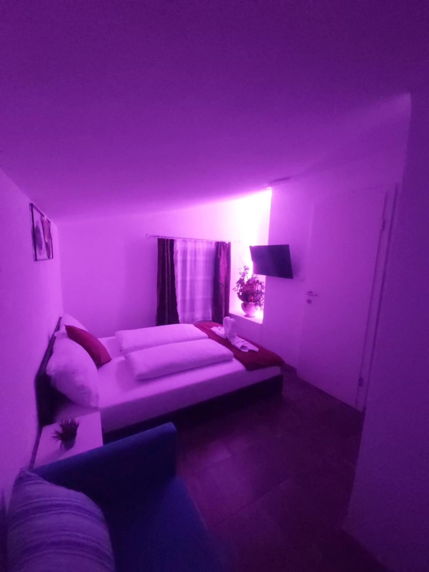 Panda Rooms Maribor Bagian luar foto