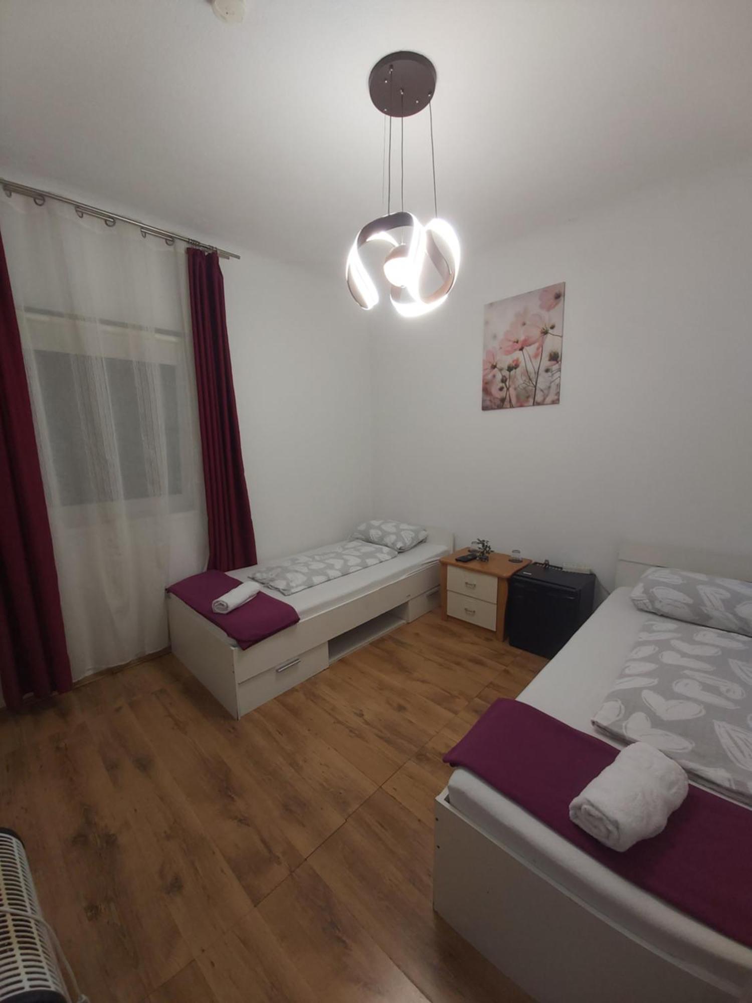 Panda Rooms Maribor Bagian luar foto