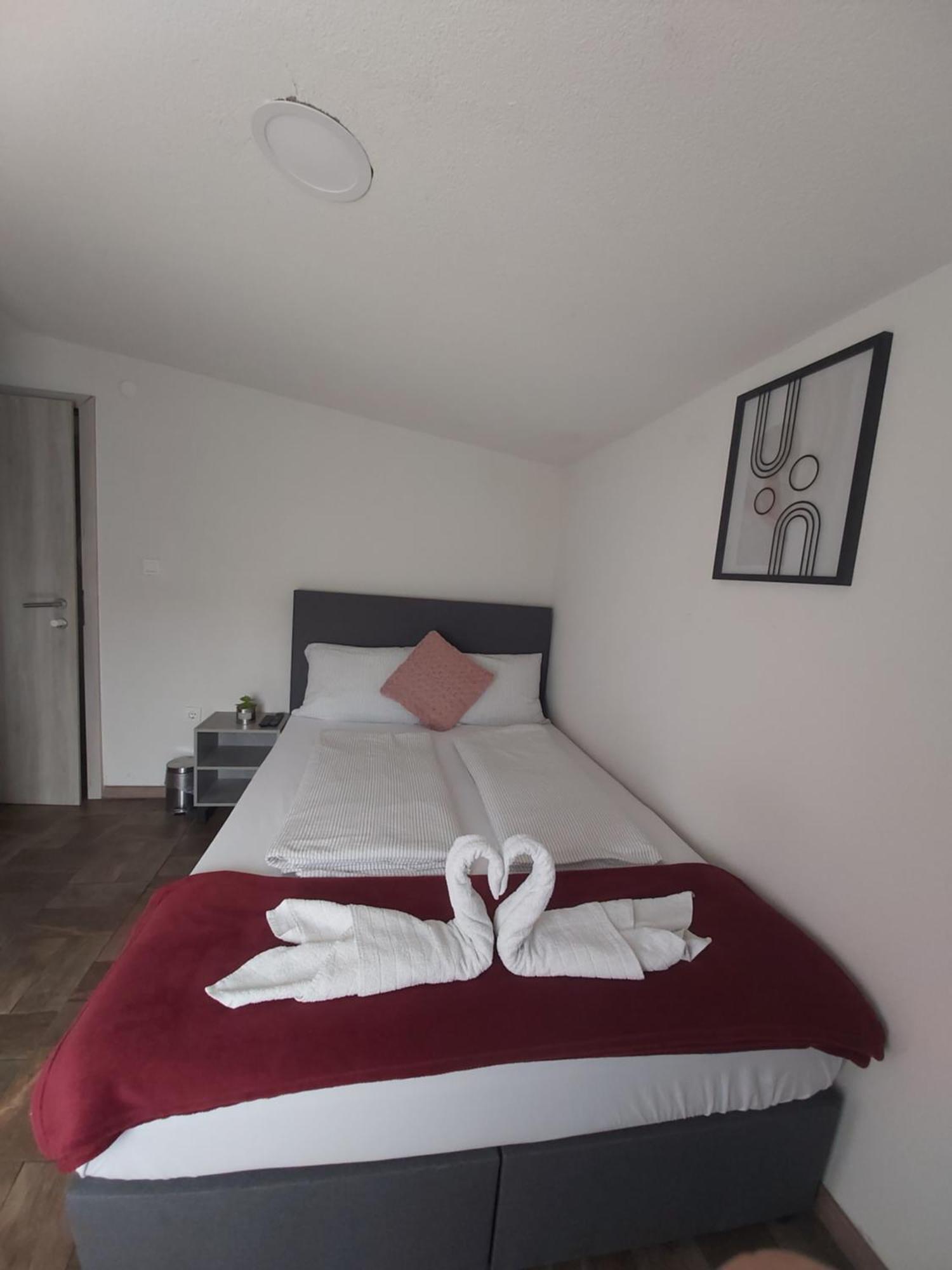 Panda Rooms Maribor Bagian luar foto