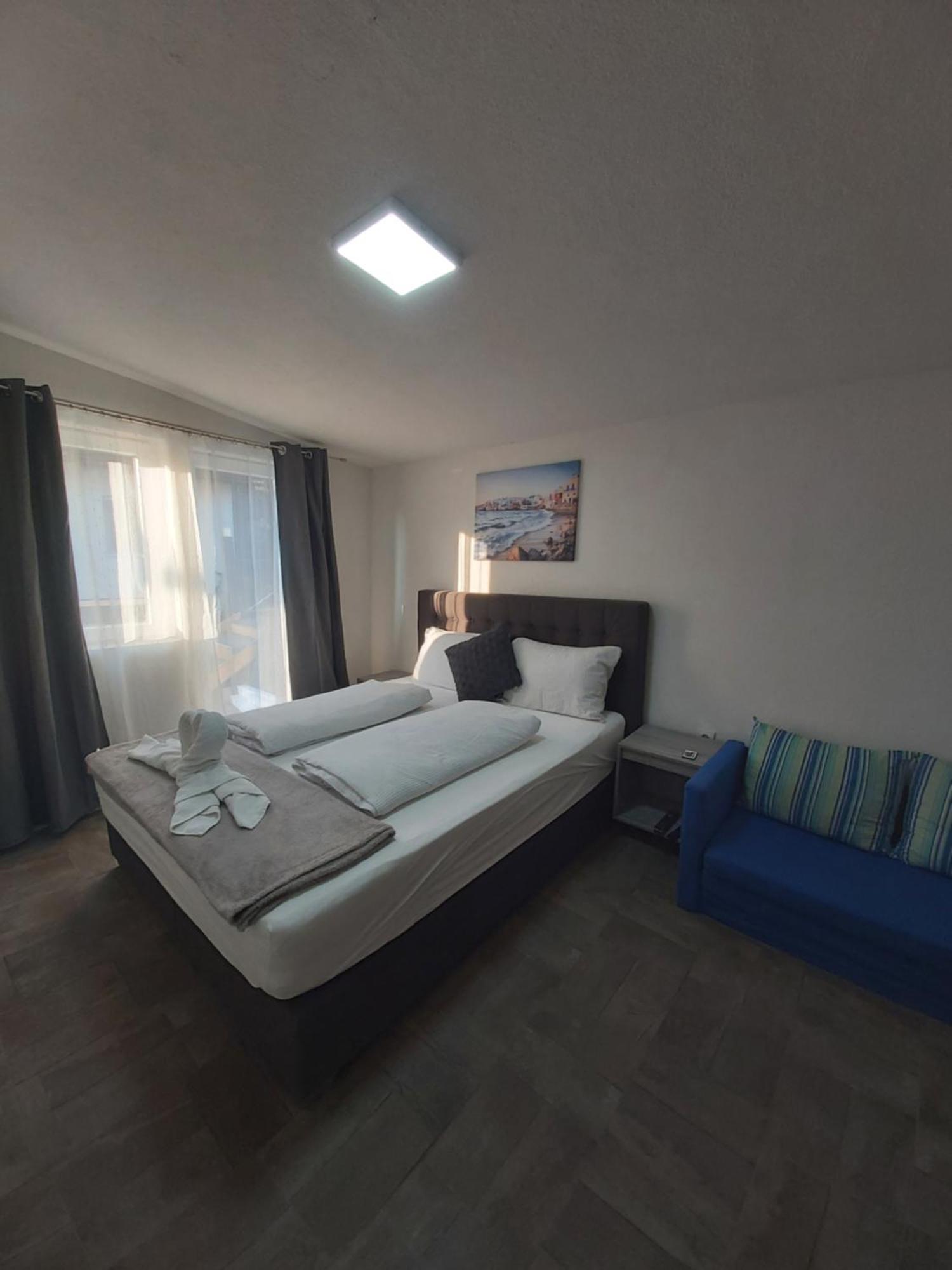 Panda Rooms Maribor Bagian luar foto